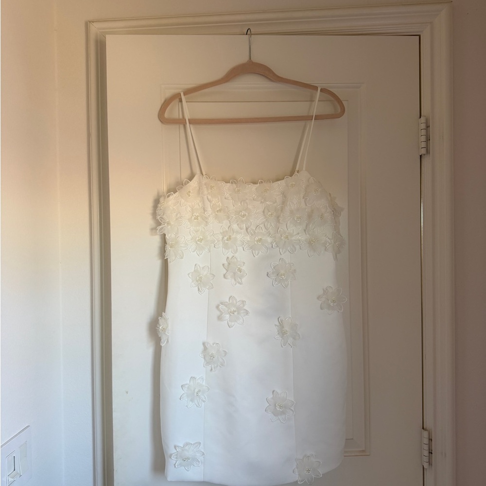 Elliatt White Floral Appliqué Mini Dress